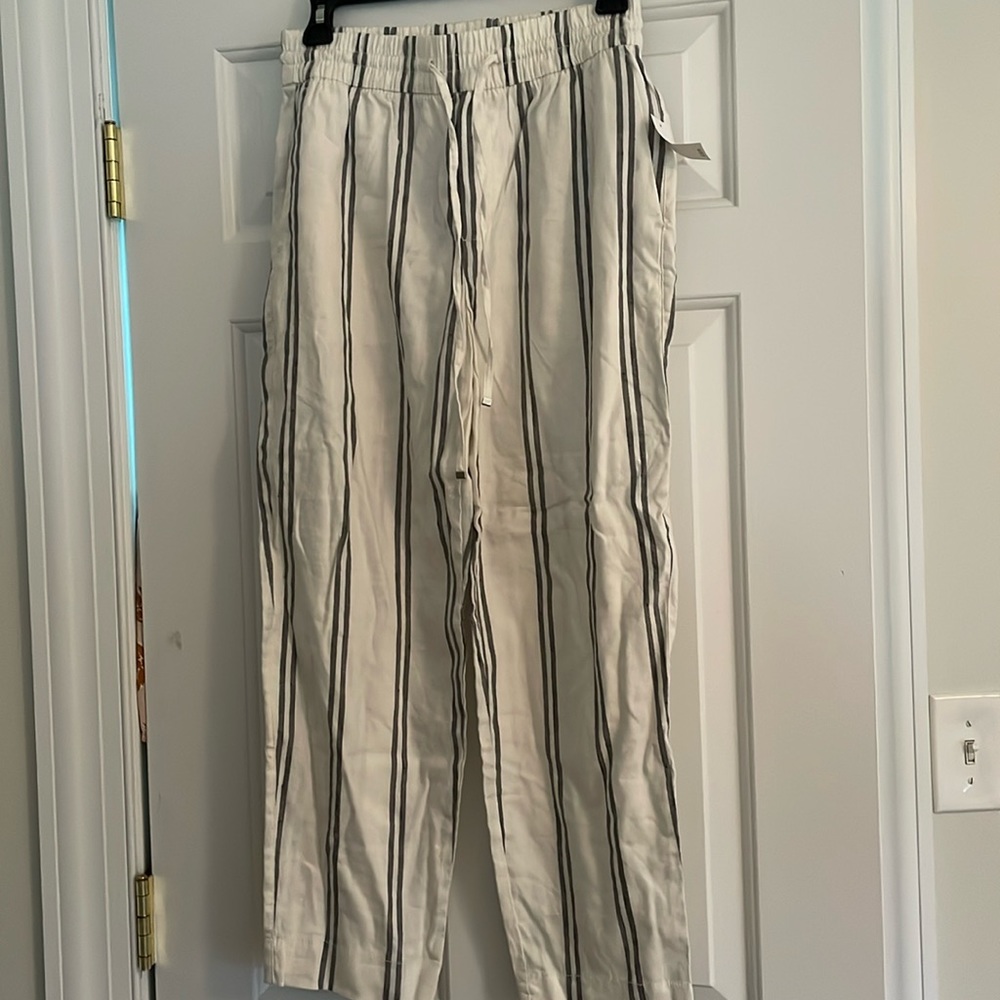 Gap linen pants